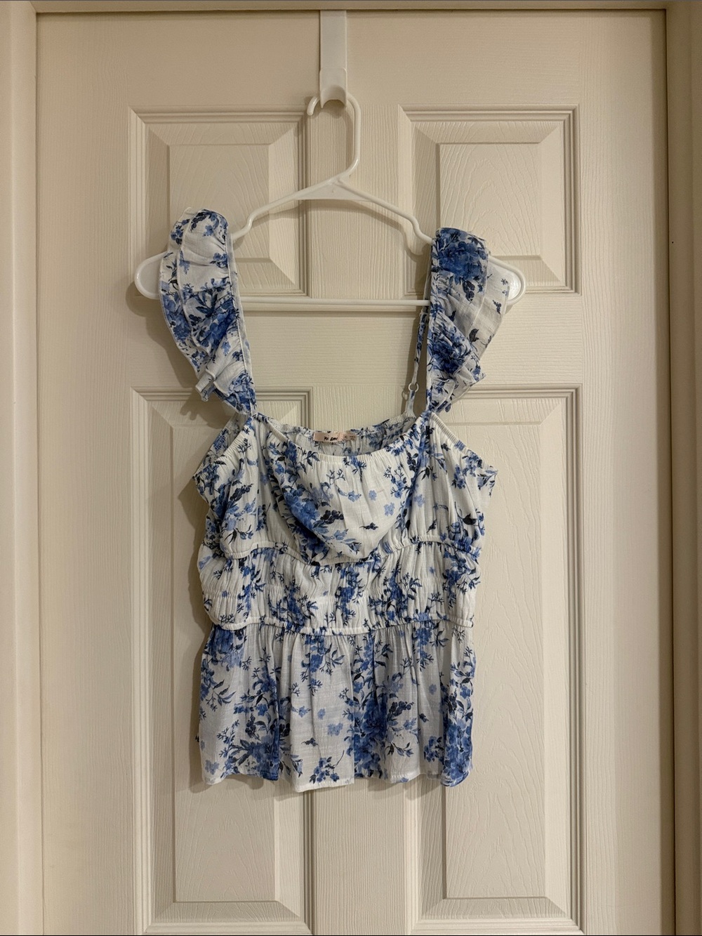 miami Blue & White Floral Ruffle Camisole